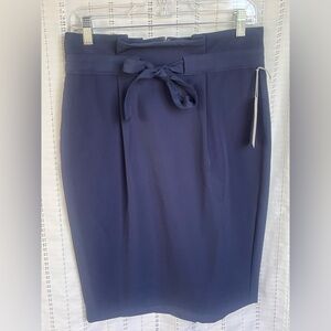 Liz Claiborne NWT Elegant Navy Blue Women's Skirt Size 6